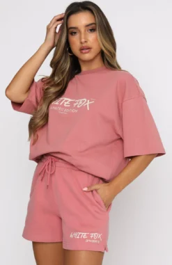 Step Back Oversized Tee Berry 7 Step Back Oversized Tee Berry -LuxeFit Shop 03.12.20p2 189