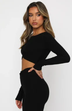 True Bliss Long Sleeve Crop Black 11 True Bliss Long Sleeve Crop Black -LuxeFit Shop 09.07.21 1579