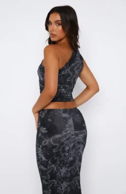 Lack Of Love One Shoulder Top Onyx Floral 7 Lack Of Love One Shoulder Top Onyx Floral -LuxeFit Shop 11.08.2348974