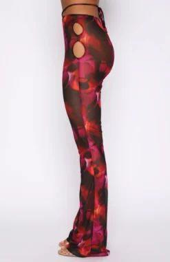 Rhythm Of The Night Pants Pink Flame Print 9 Rhythm Of The Night Pants Pink Flame Print -LuxeFit Shop 17.02.22 275