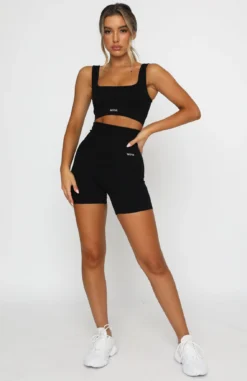 Seamless High Waisted Shorts Black -LuxeFit Shop 18.01.21 547