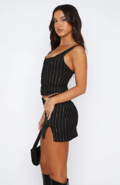 What They Want Top Black Pinstripe 7 What They Want Top Black Pinstripe -LuxeFit Shop 18.05.2329351