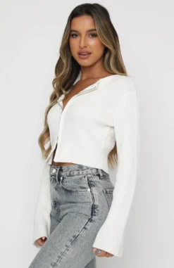 From The Heart Long Sleeve Knit Crop White -LuxeFit Shop 22.04.21 570