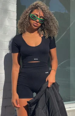 Seamless High Waisted Shorts Black -LuxeFit Shop 236309434 308954607497799 5247709750099702736 n b90f9142 9aba 4e5a 9ddc 9d4b5e88018e