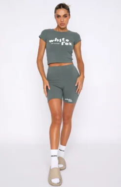 4th Edition Ribbed Baby Tee Petrol 10 4th Edition Ribbed Baby Tee Petrol -LuxeFit Shop 28.04.22 746 e9509283 e67a 4152 83ed 8893745d7a6d