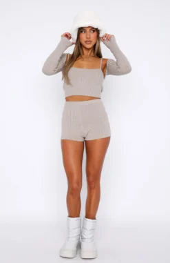 One I Want Knitted Shorts Taupe 9 One I Want Knitted Shorts Taupe -LuxeFit Shop 30.06.2335868 67105053 2650 48ca a5c2 a572570a5972