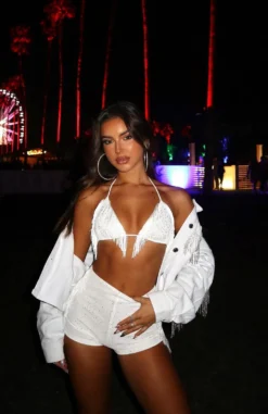 Fall For You Top White -LuxeFit Shop 341925648 1038075777154460 3547677043164993743 n