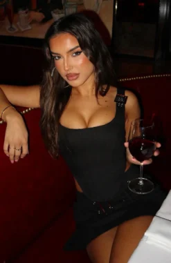 Gravity Bustier Black -LuxeFit Shop 352449950 280011664435907 2087852208938812983 n