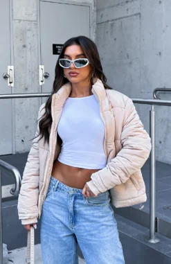 Not Giving In Puffer Jacket Sand