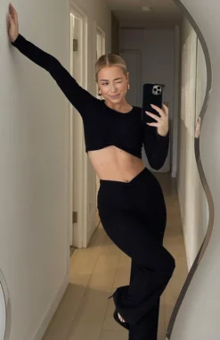 True Bliss Long Sleeve Crop Black 16 True Bliss Long Sleeve Crop Black -LuxeFit Shop Mad 83acd9d2 9511 4f2a be8c d7fd7762e0a5