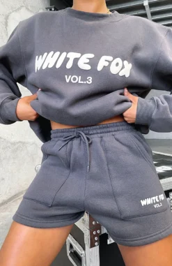 Offstage Sweater Shadow -LuxeFit Shop OFFSTAGE SWEATER OFFSTAGE SHORTS 05 10 21 0019