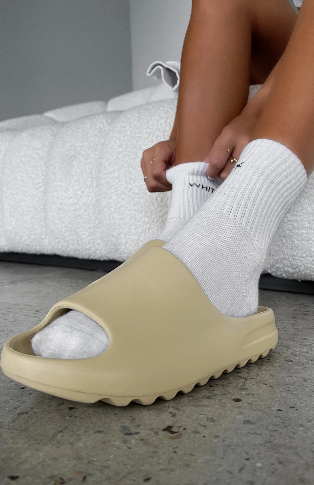 On The Edge Slides Bone 6 On The Edge Slides Bone - Image 6