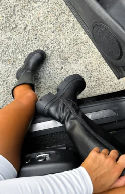 Paddy Boots Black -LuxeFit Shop PADDY KNEWW HIGH BOOT 07.02.23 005