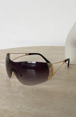 Zoey Sunglasses Black 10 Zoey Sunglasses Black -LuxeFit Shop ZOEY SUNGLASSES 7.06.23 08