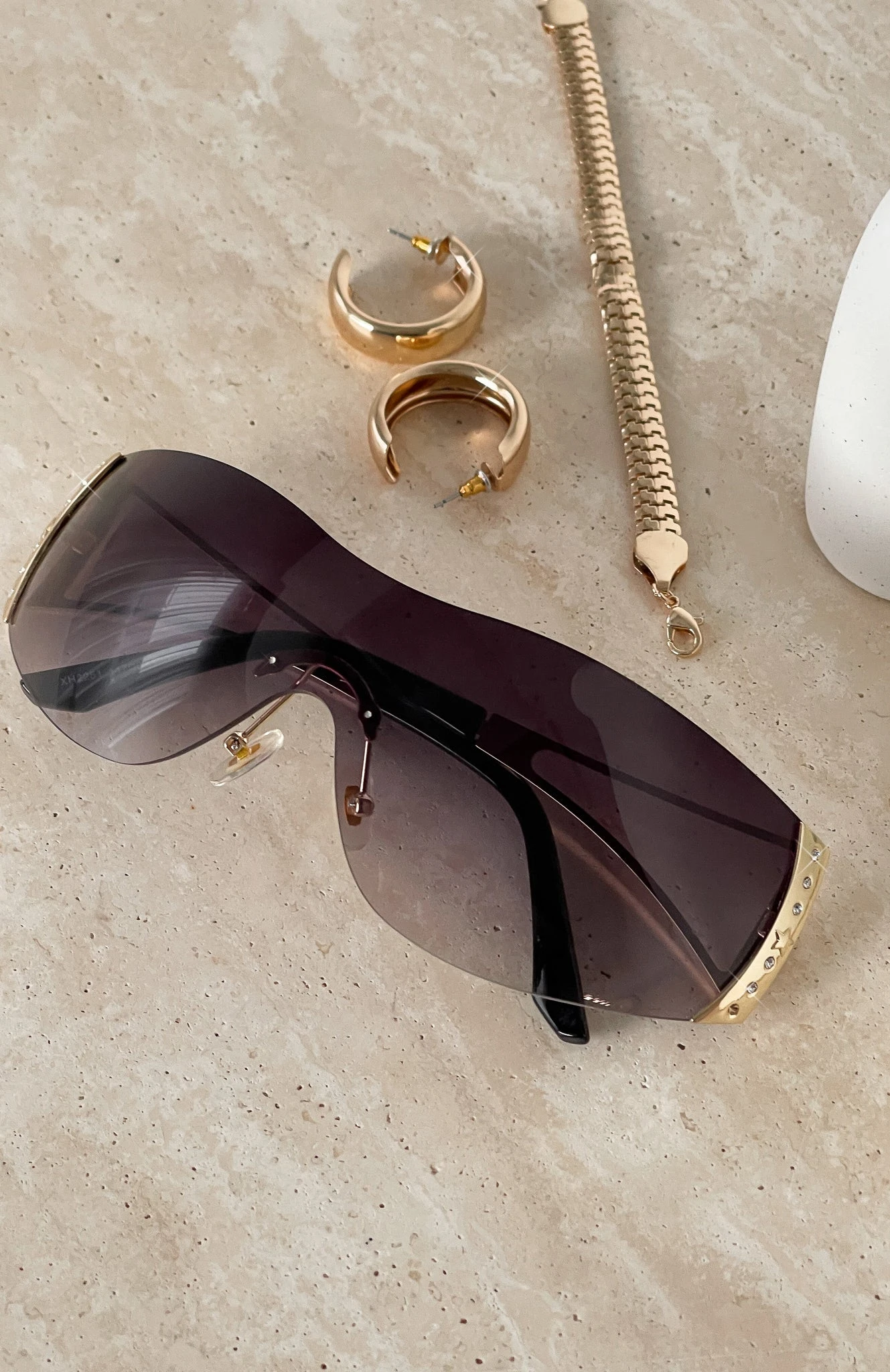 Zoey Sunglasses Black 2 Zoey Sunglasses Black - Image 2